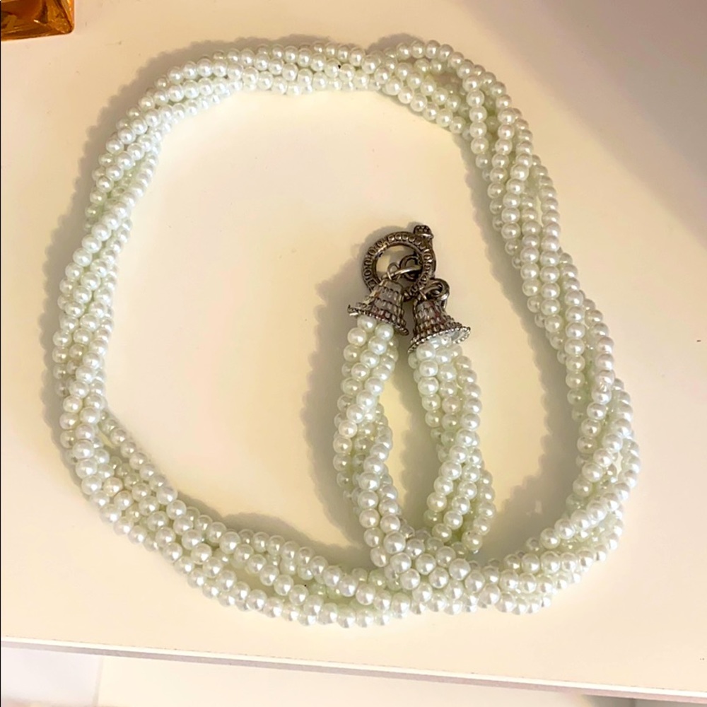 Jewelry and clothing for women 💕💍👗